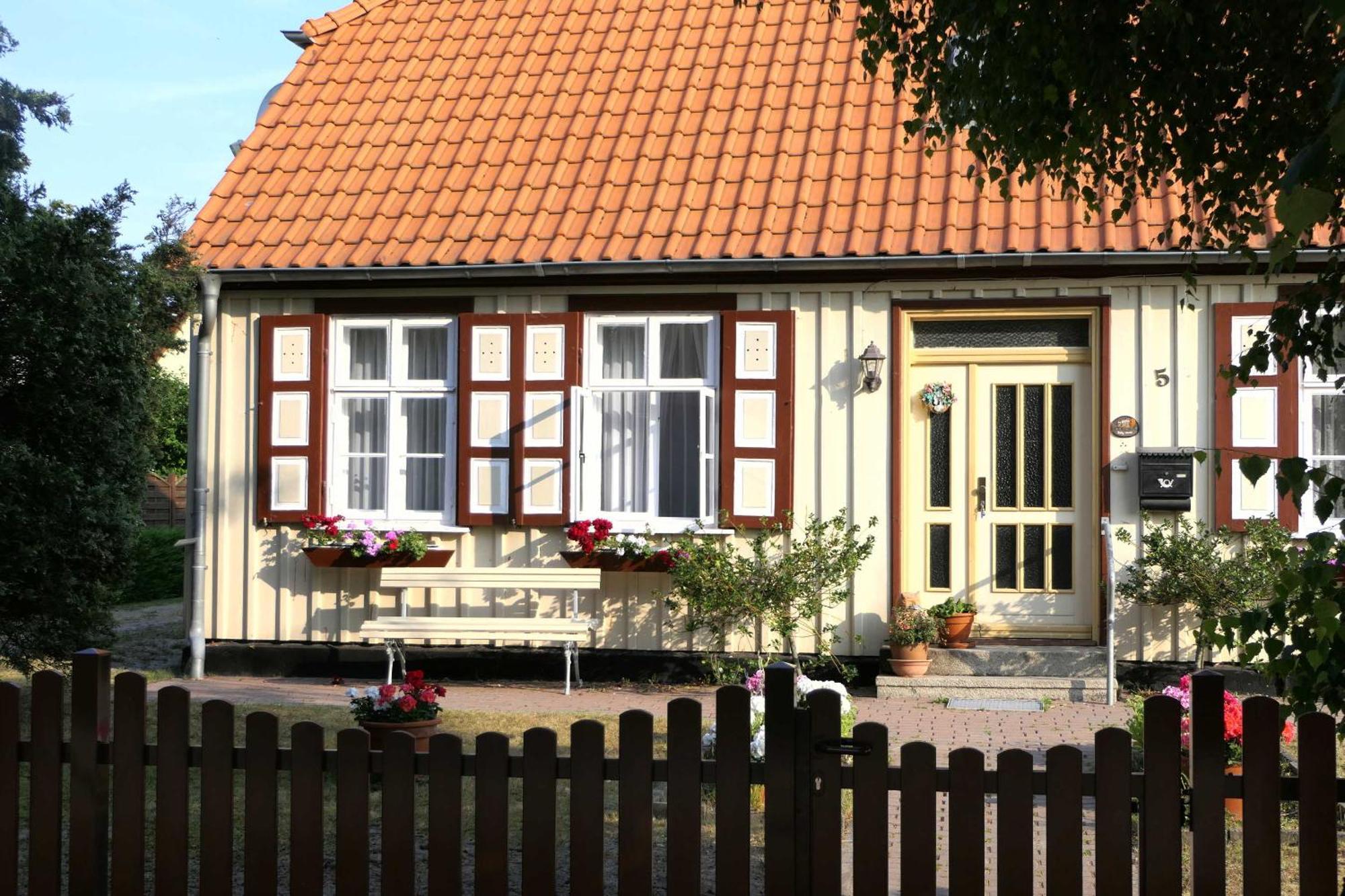 Kapitaenshaus In Strandnaehe In Prerow Exterior foto